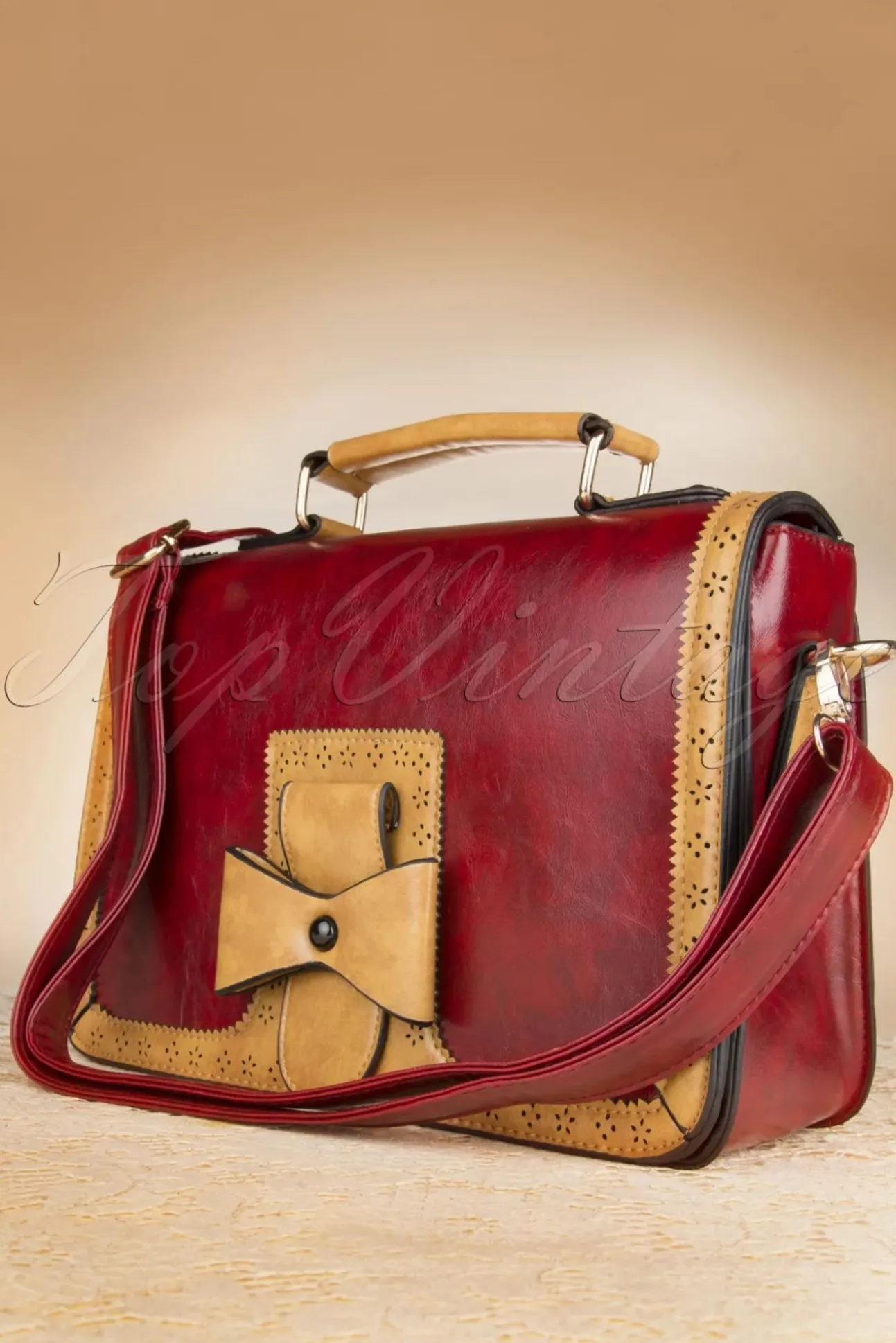 Antieke Handtas In Rood
