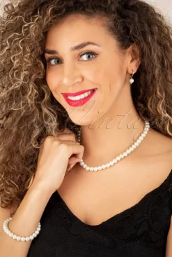 Elegante Parelketting In Ivoor