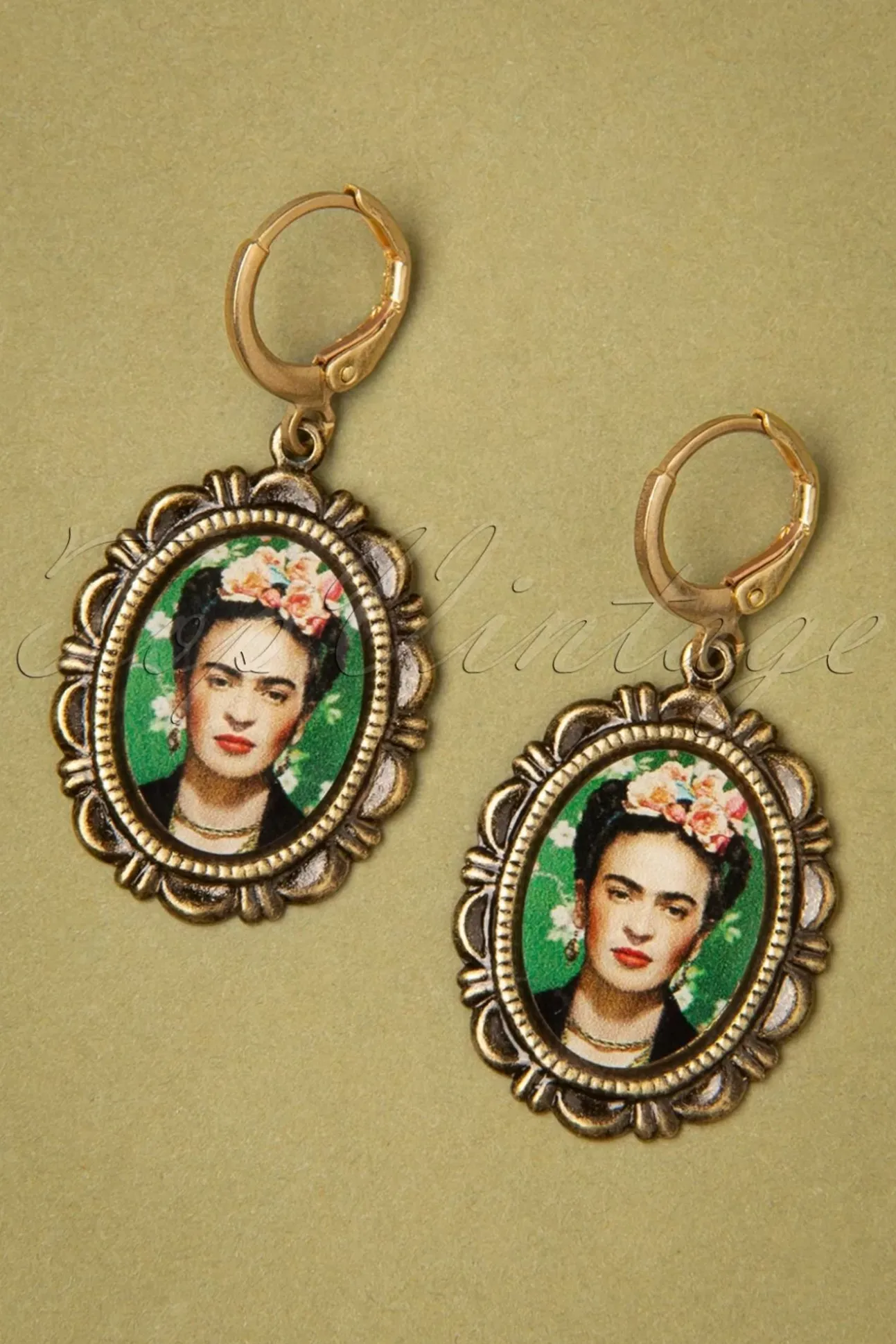 Frida Oorbellen In Antiekgoud En Groen
