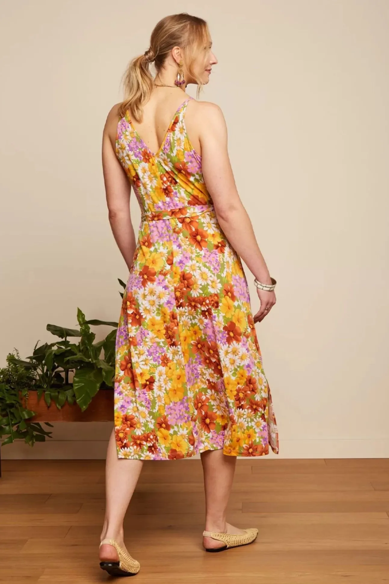 Hazel Marini Jurk In Tuscan Geel