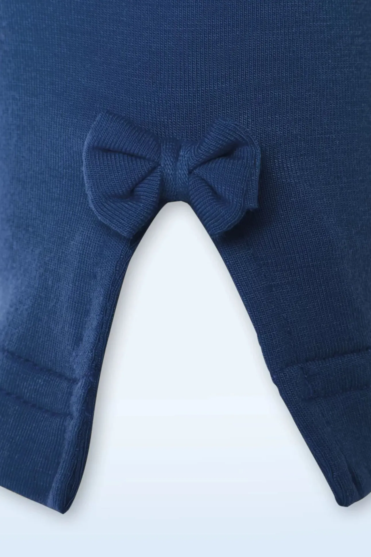 Modern Love Top In Marineblauw