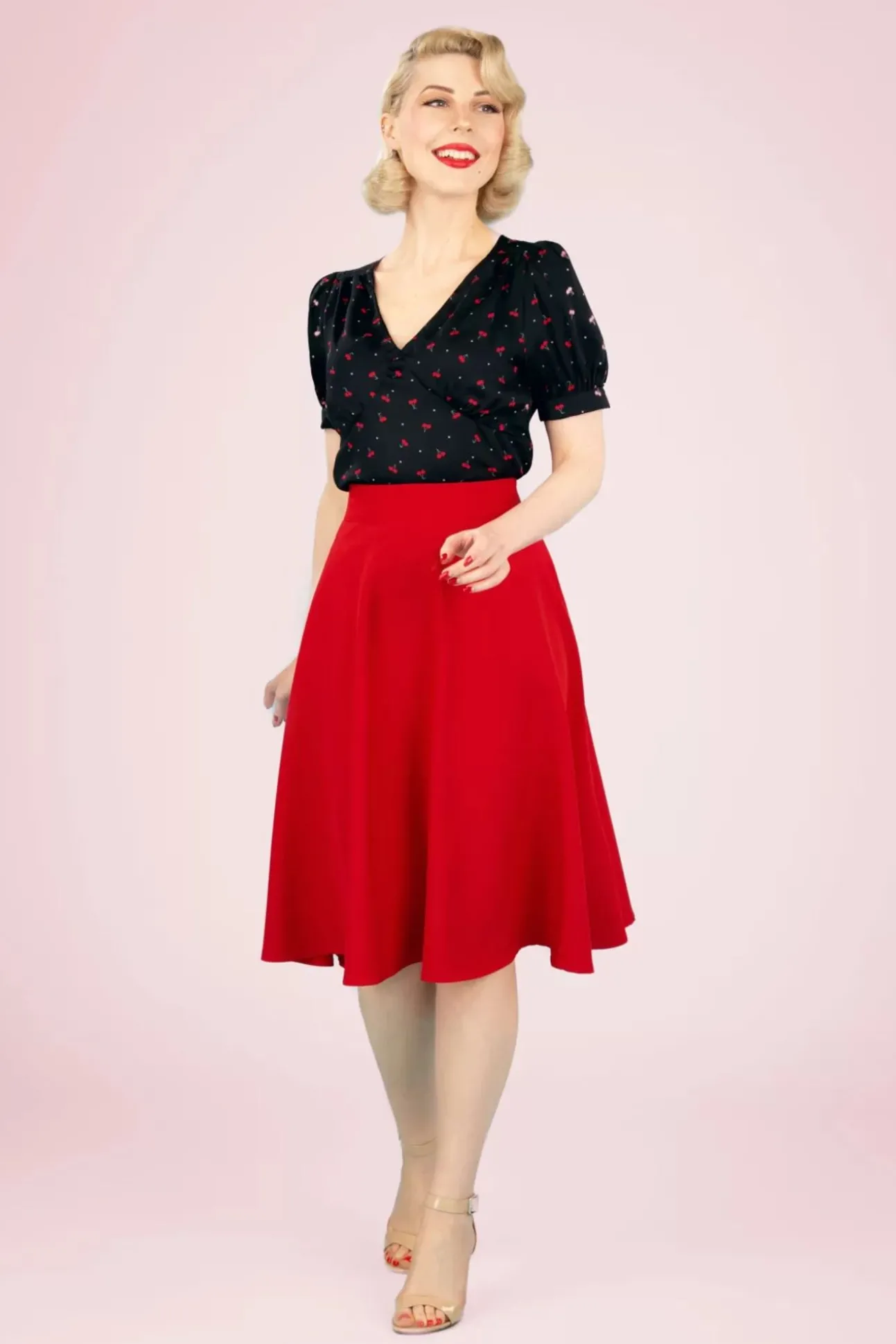 My Summer Staple Swing Rok In Rood