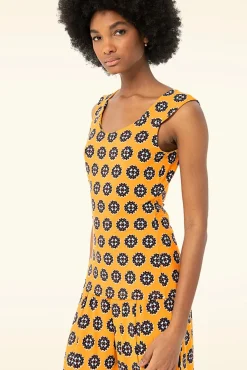 Nylah Top In Geel
