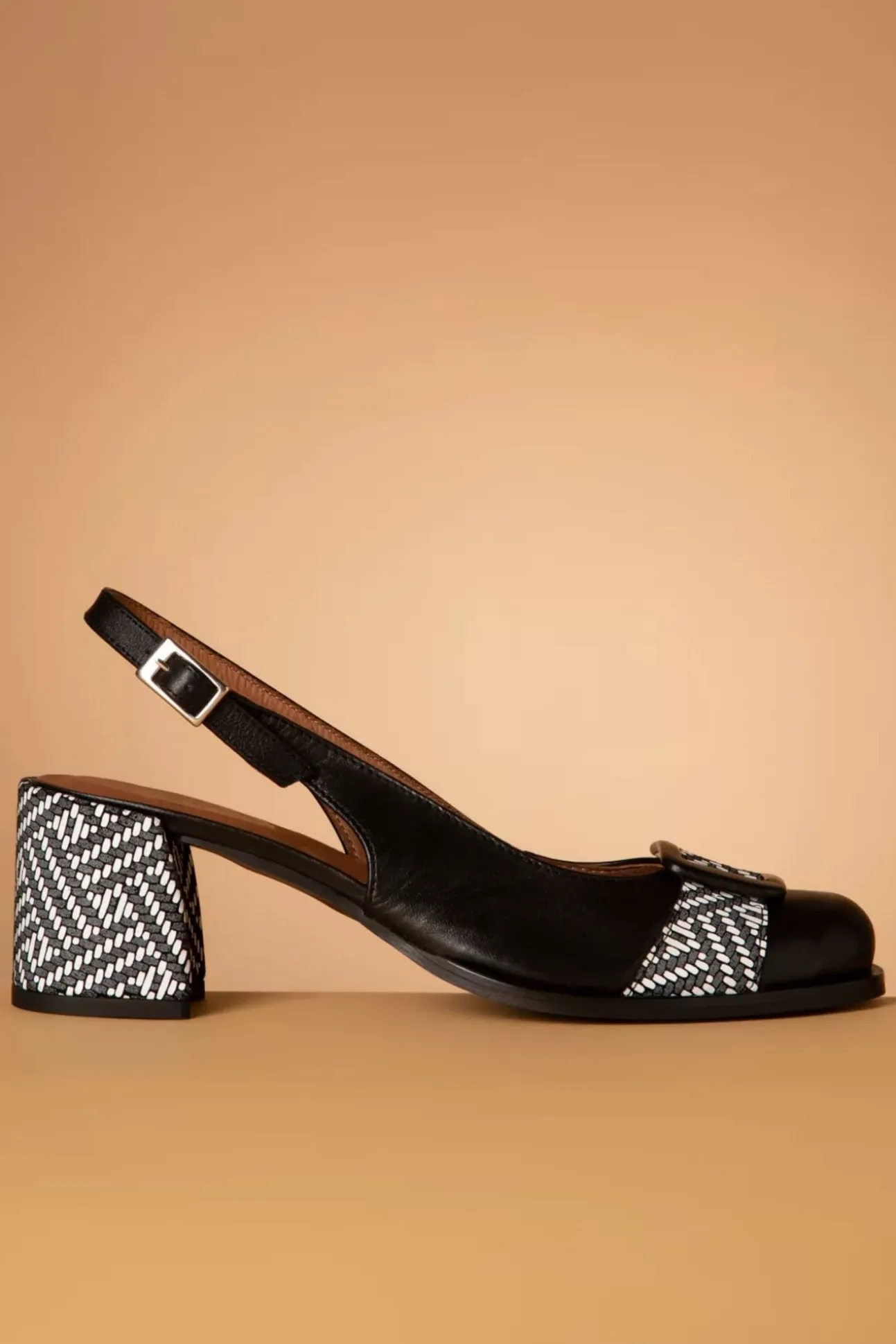 Rebeca Lederen Slingback Pumps In Zwart