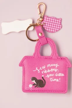 Ribbons And Bows Haberdashery Sleutelhanger In Roze