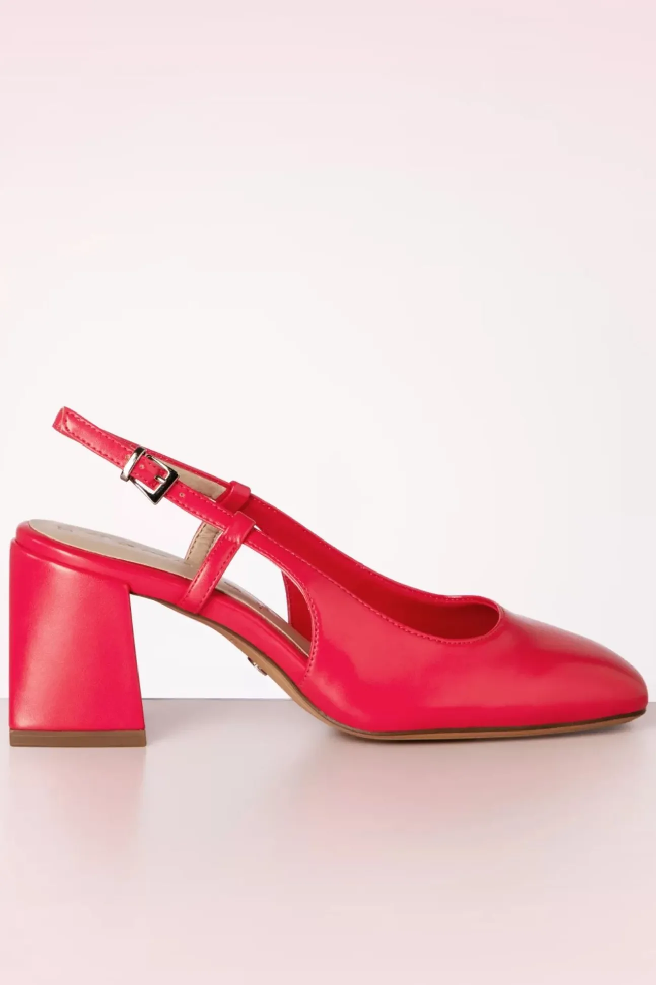 Trinny Vegan Slingback Pumps In Punch Roze