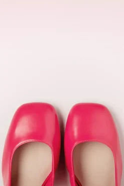 Trinny Vegan Slingback Pumps In Punch Roze